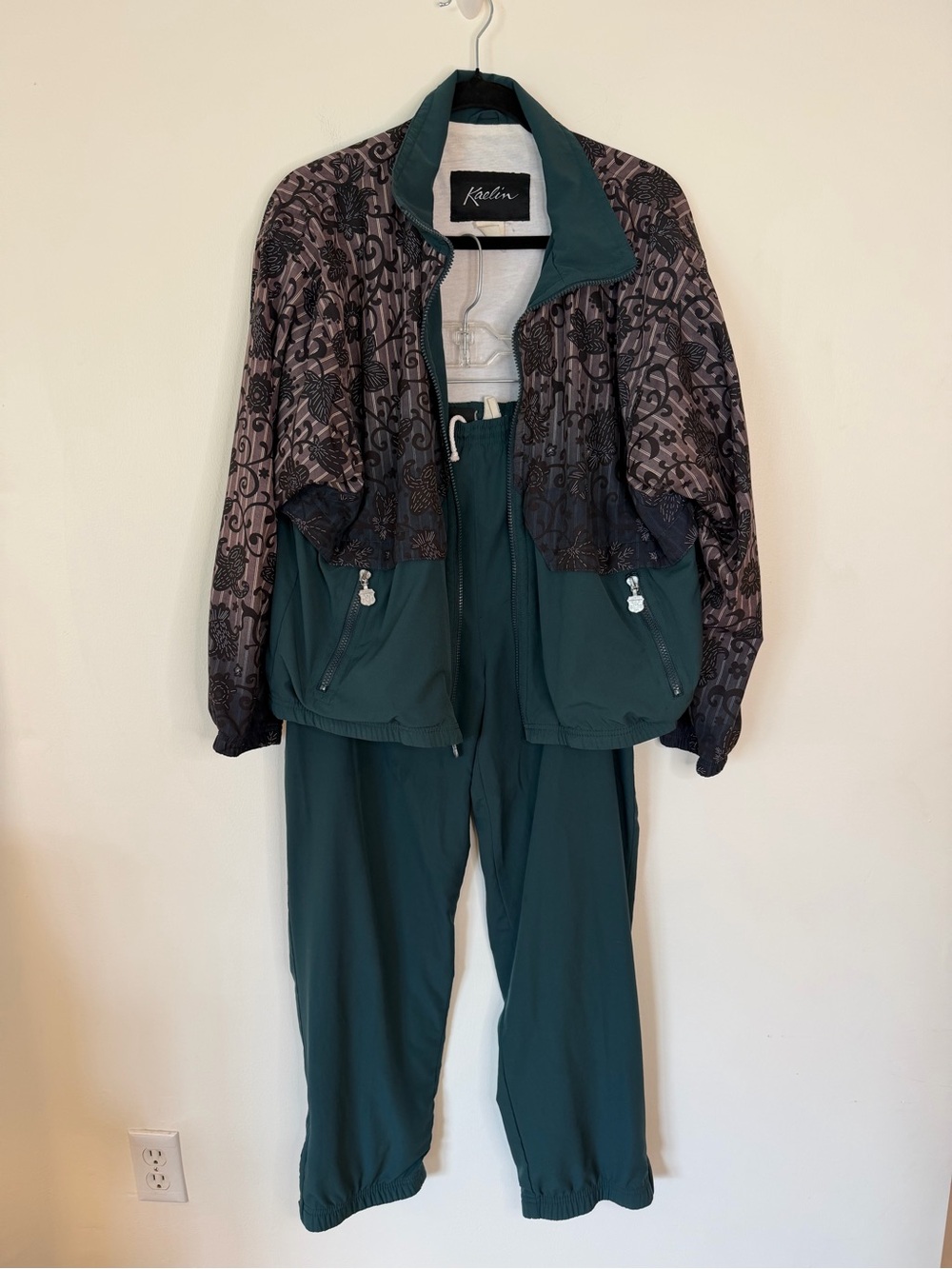 Vintage Kaelin Teal Printed floral Windbreaker Track Set - Women size M-L